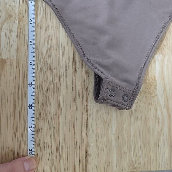 Abercrombie & Fitch Womens Size XX Large High Neck Cut Out Bodysuit Soft A&F - Picture 7 of 10